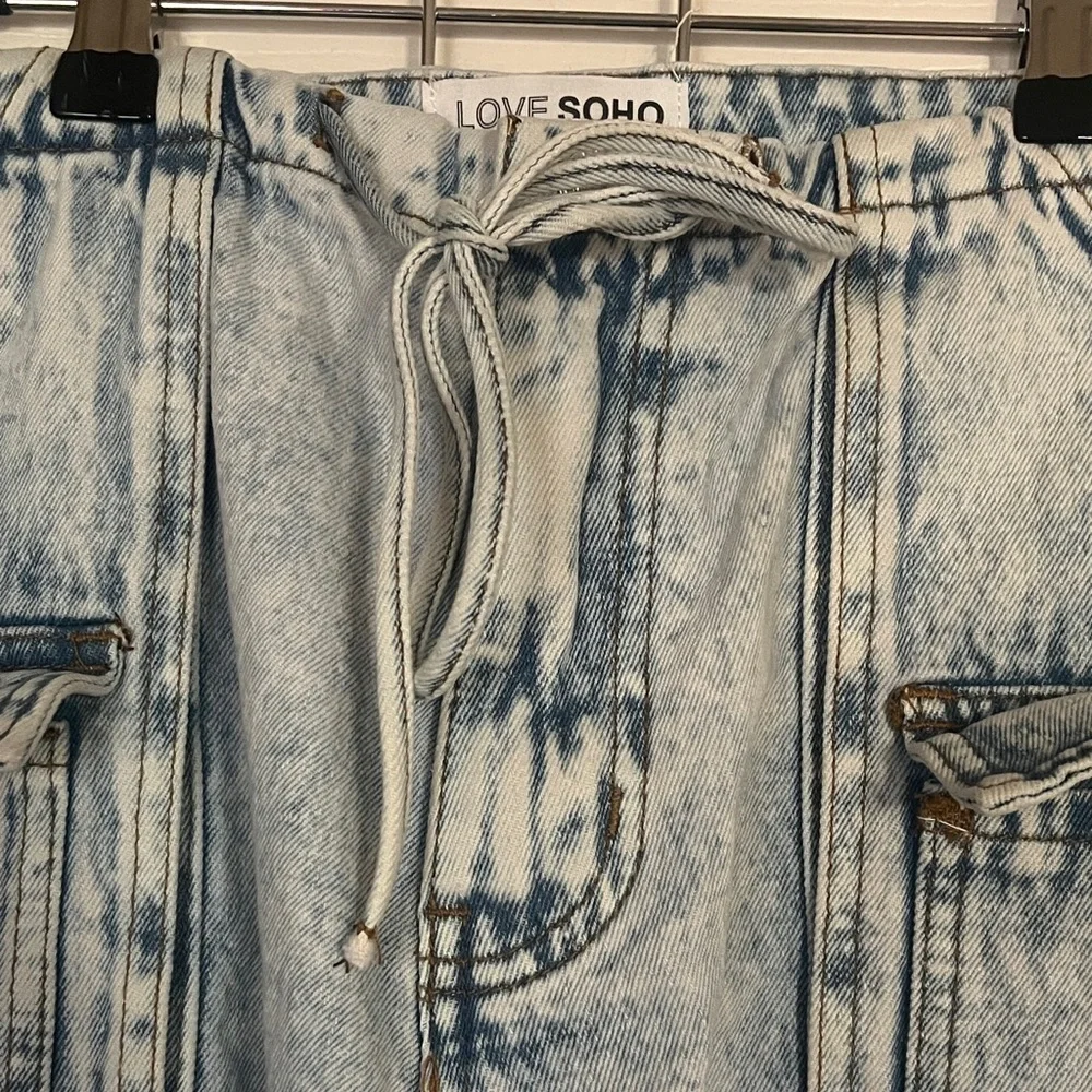 Love SoHo Light Blue Jean Cargo Shorts - Juniors | Sz 9 | EUC